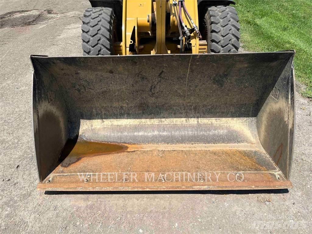 CAT 906M  휠로우더