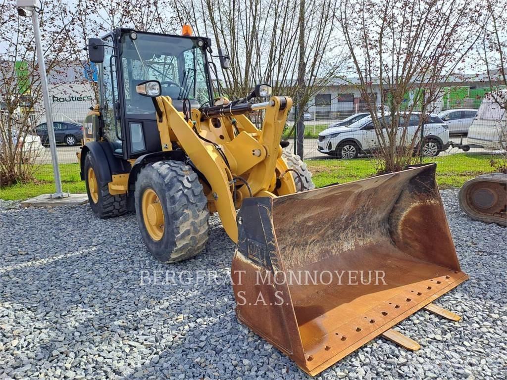 CAT 906M  휠로우더