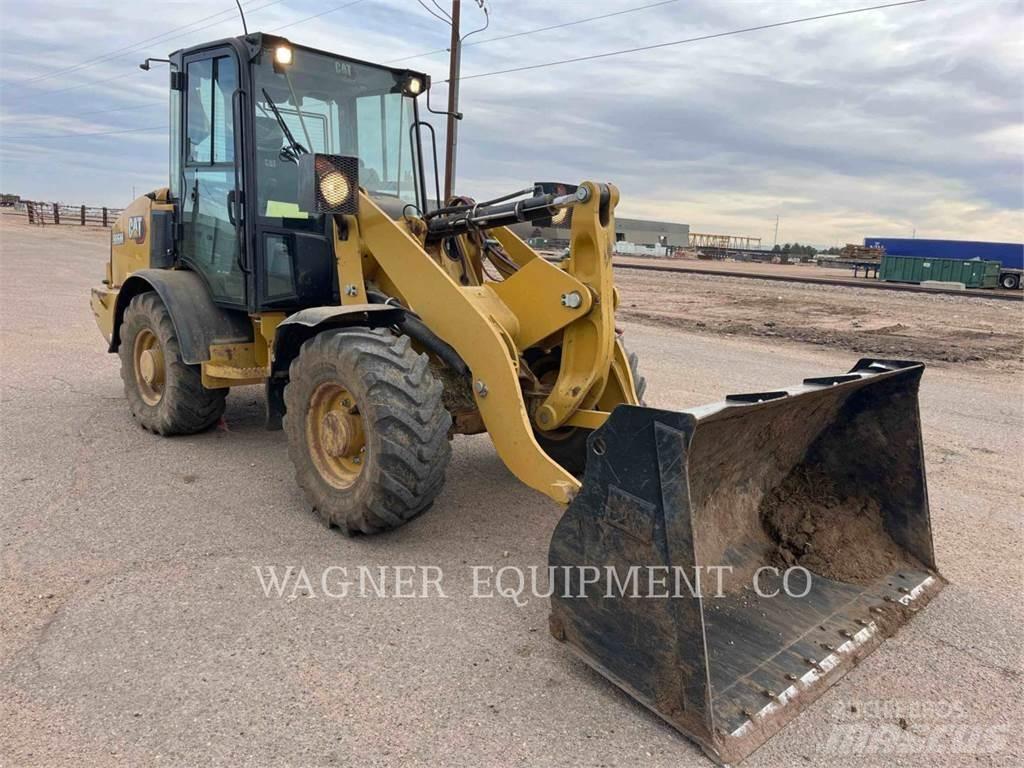 CAT 906M  휠로우더