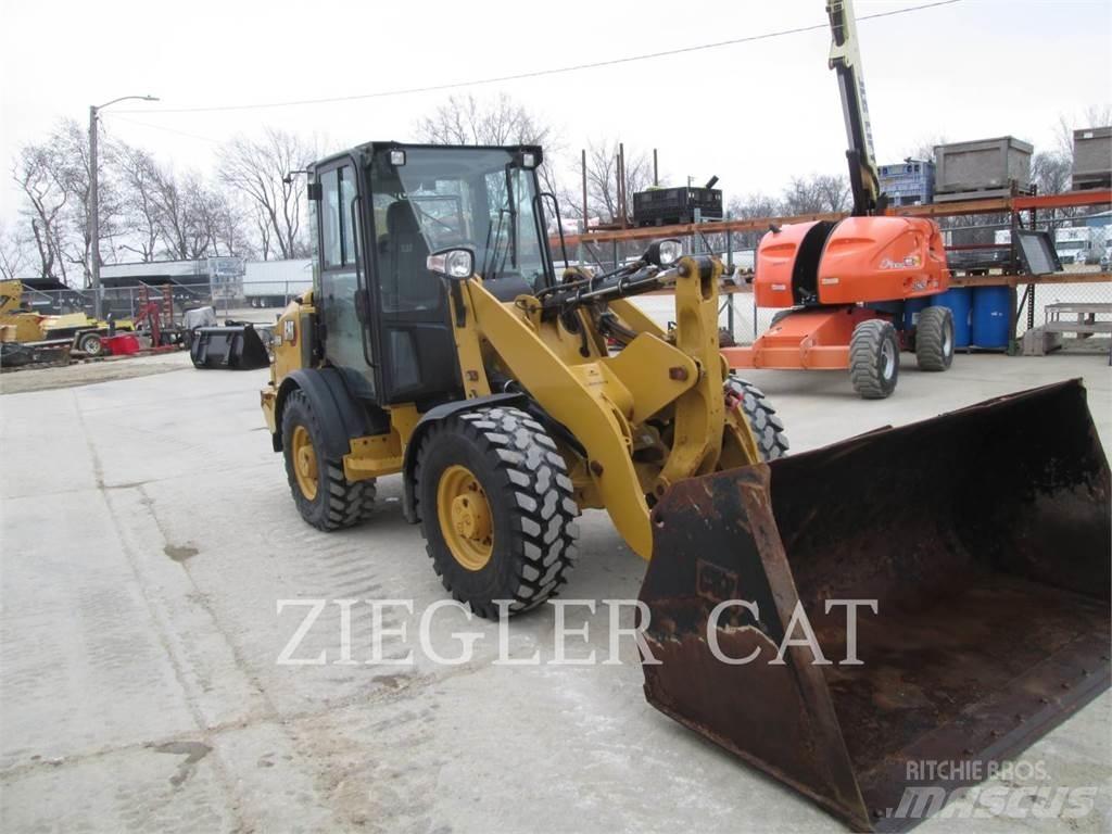 CAT 906M  휠로우더