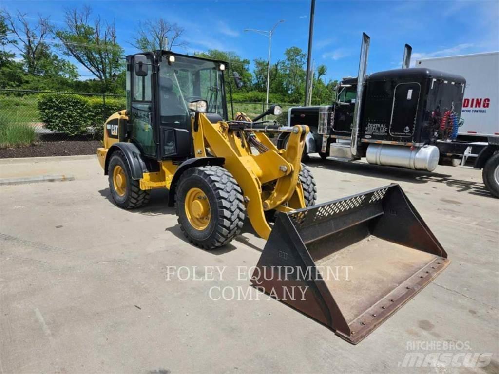 CAT 906M  휠로우더