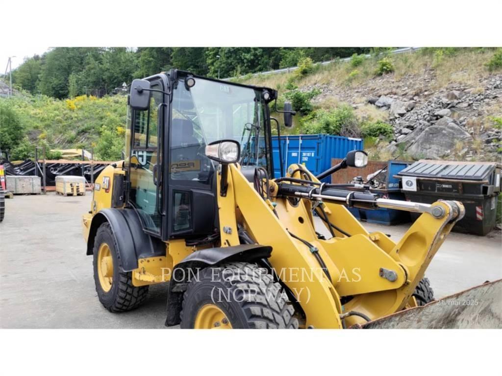 CAT 906M  휠로우더