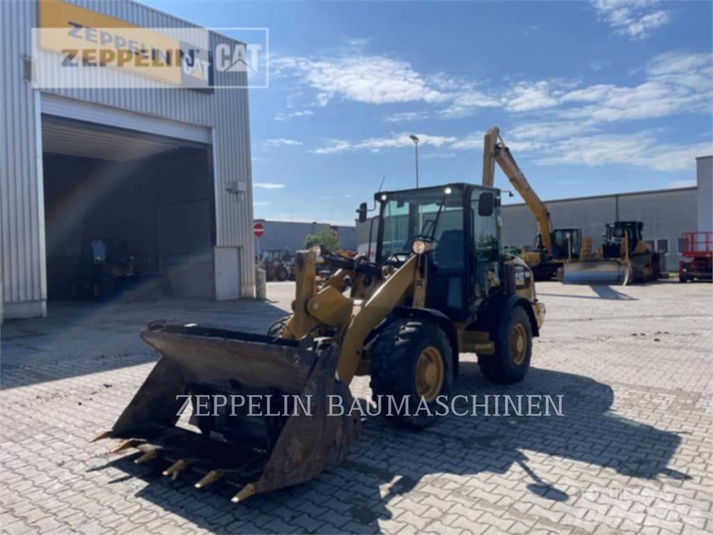 CAT 906M  휠로우더