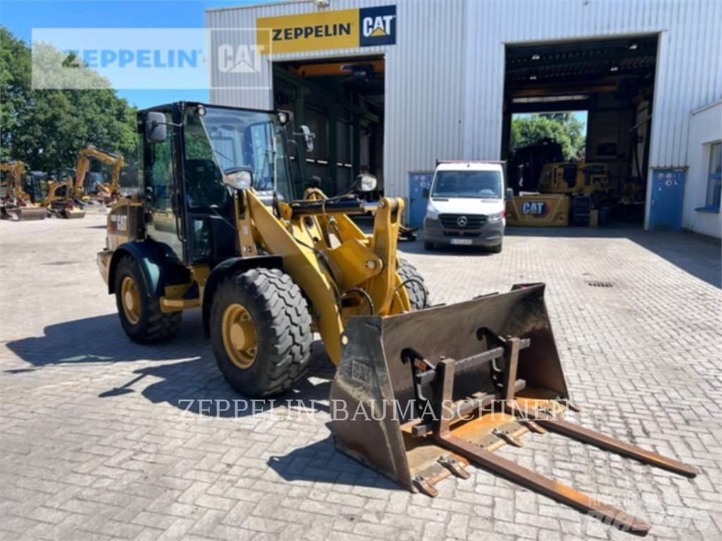 CAT 906M  휠로우더
