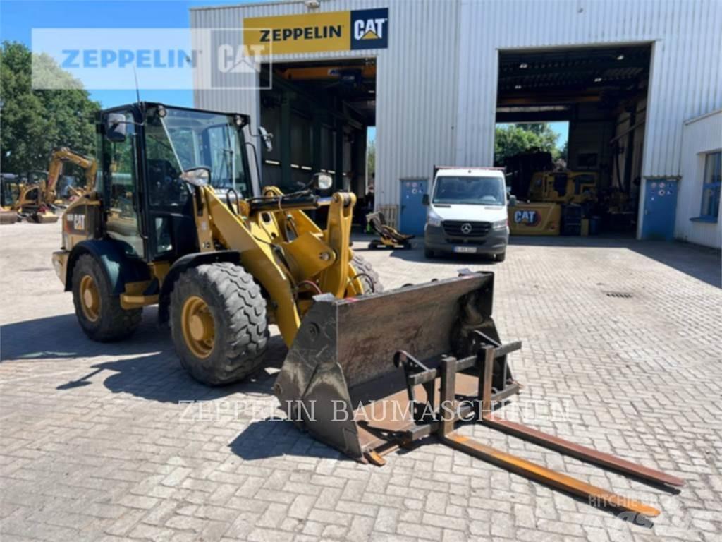 CAT 906M  휠로우더