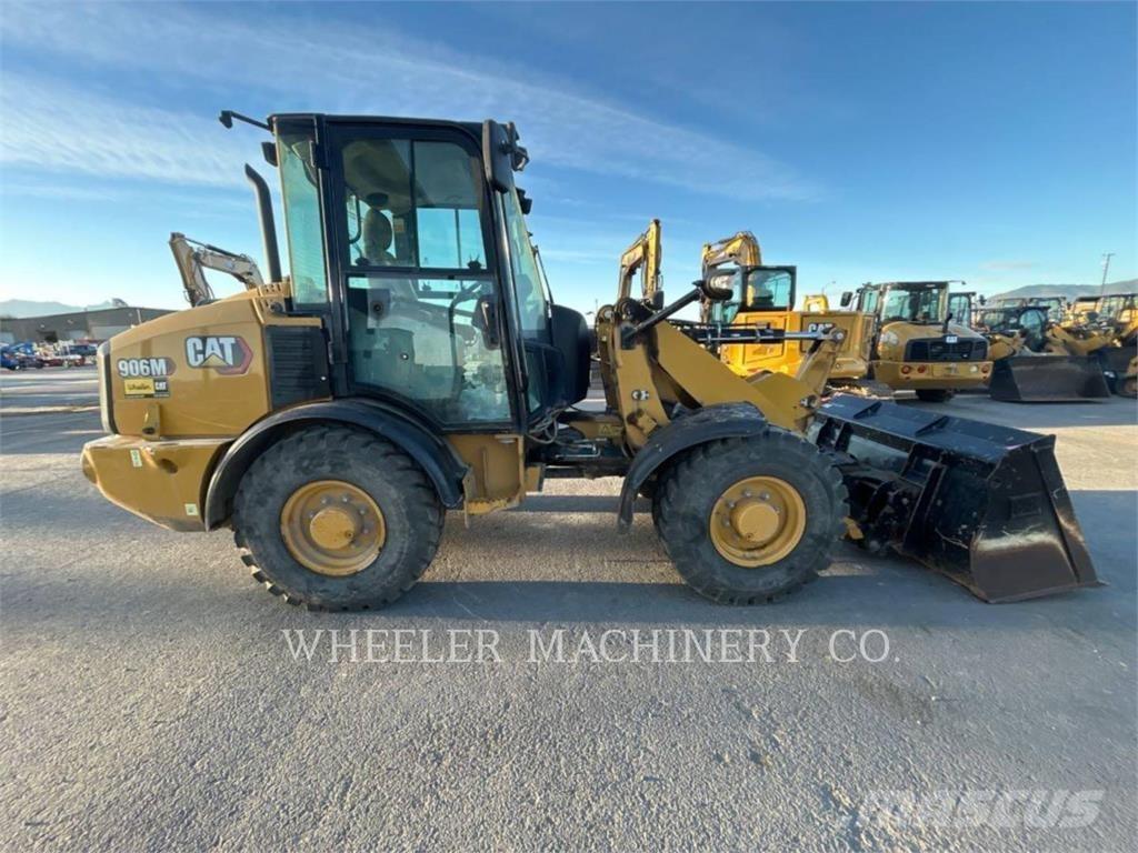 CAT 906M  휠로우더