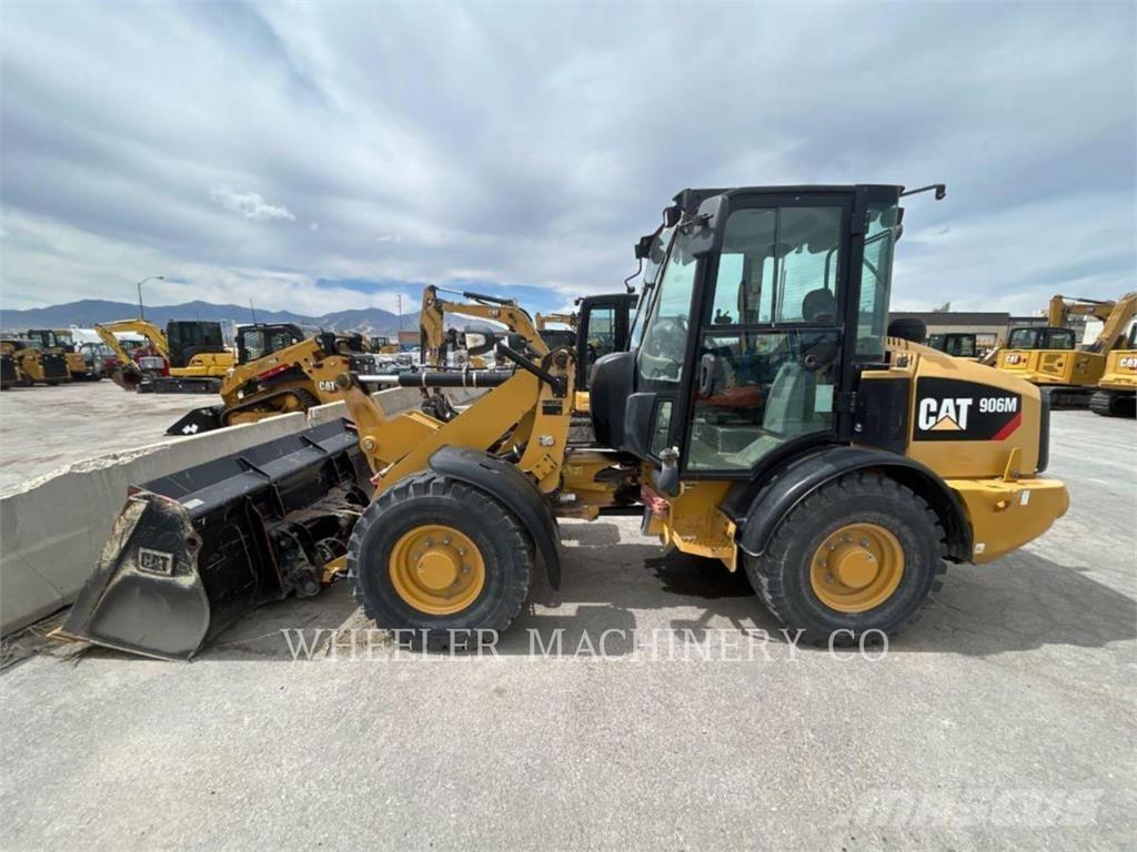 CAT 906M  휠로우더