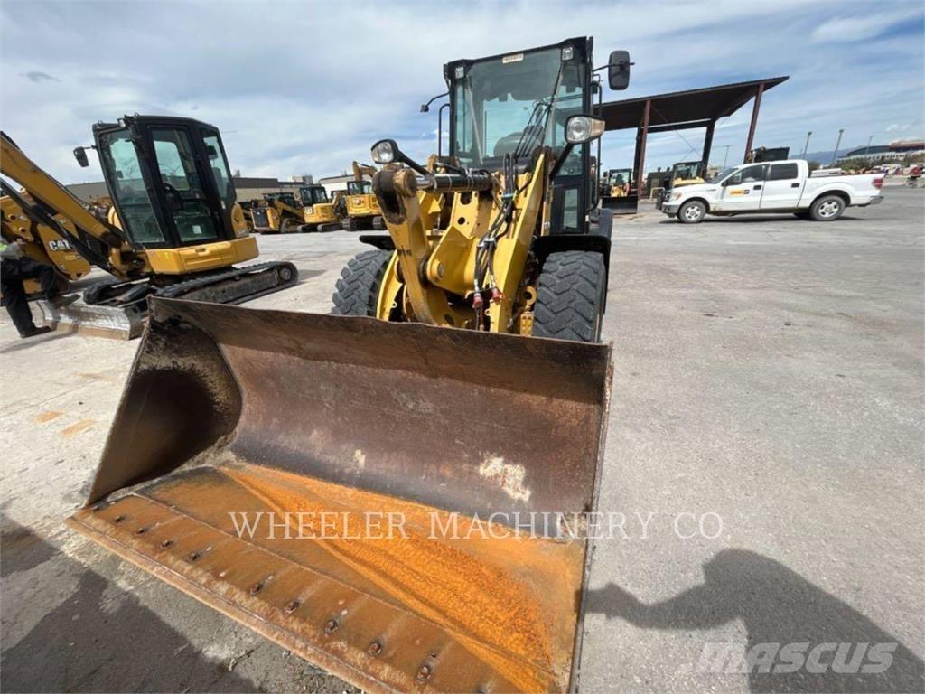 CAT 906M  휠로우더