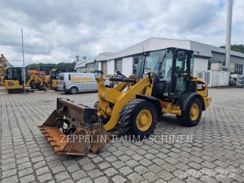 CAT 906M  휠로우더