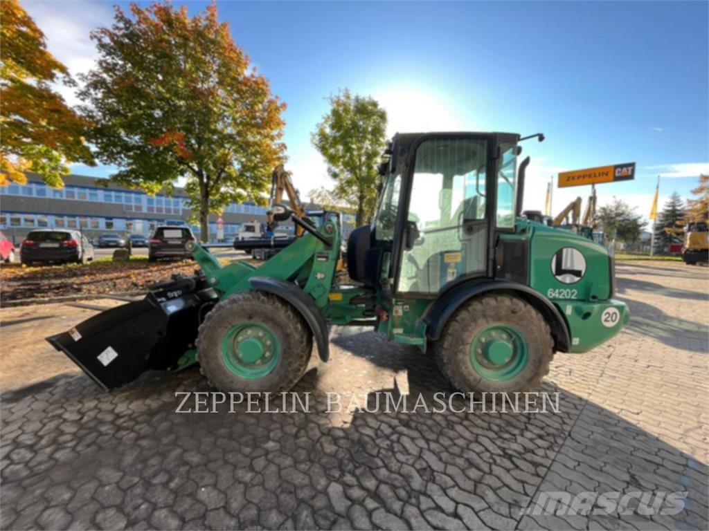 CAT 906M  휠로우더