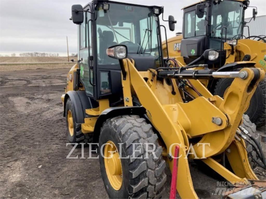 CAT 907M  휠로우더