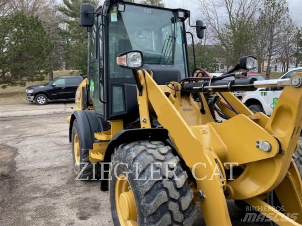 CAT 907M  휠로우더