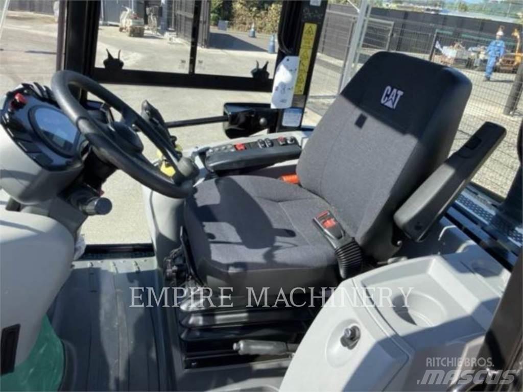 CAT 907M  휠로우더