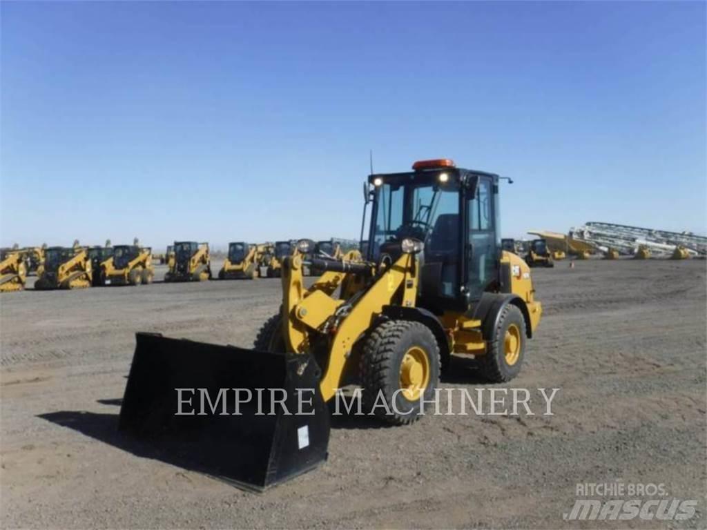 CAT 907M  휠로우더