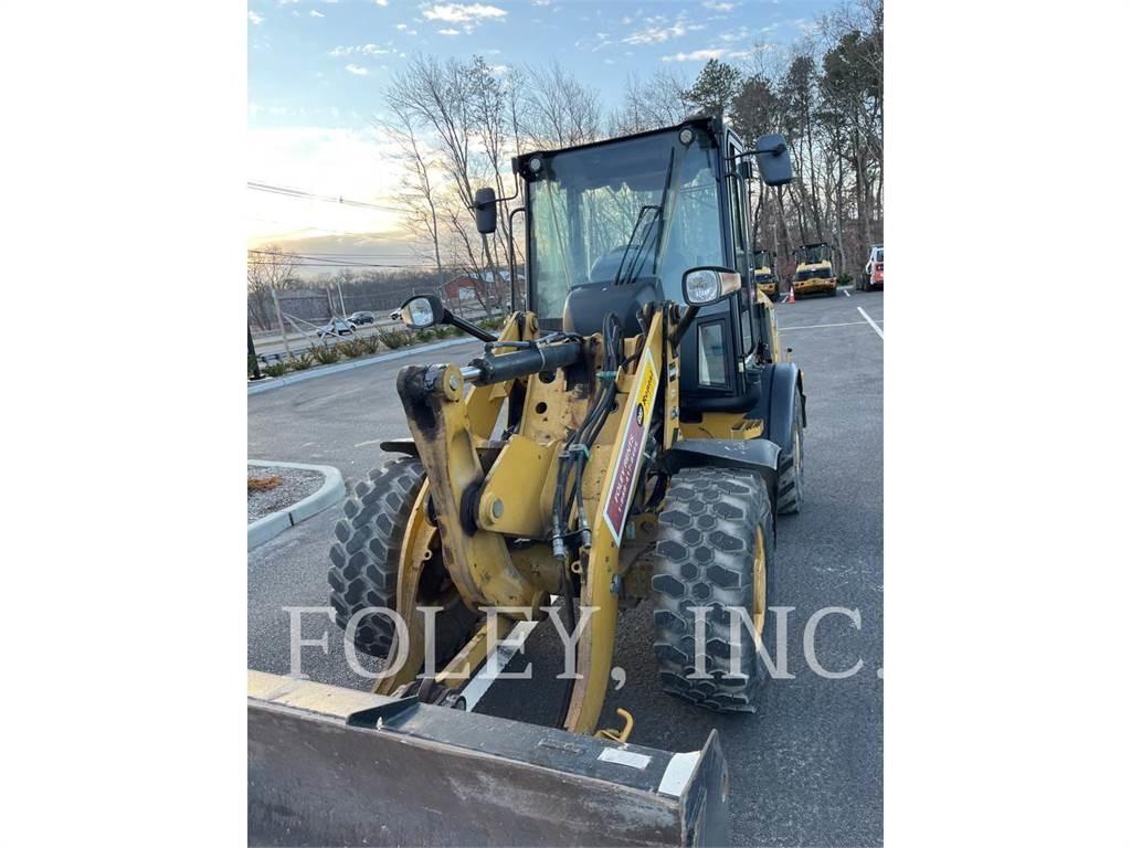 CAT 907M  휠로우더