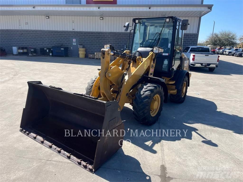 CAT 907M  휠로우더