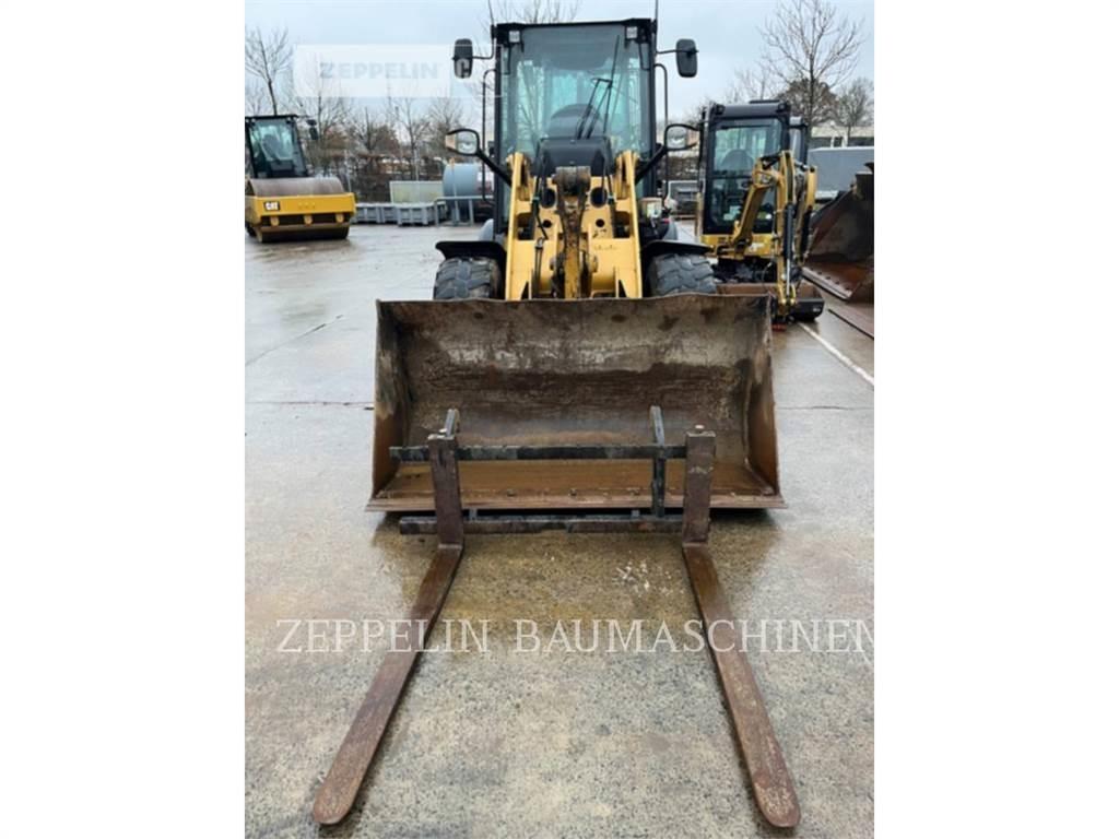 CAT 907M  휠로우더