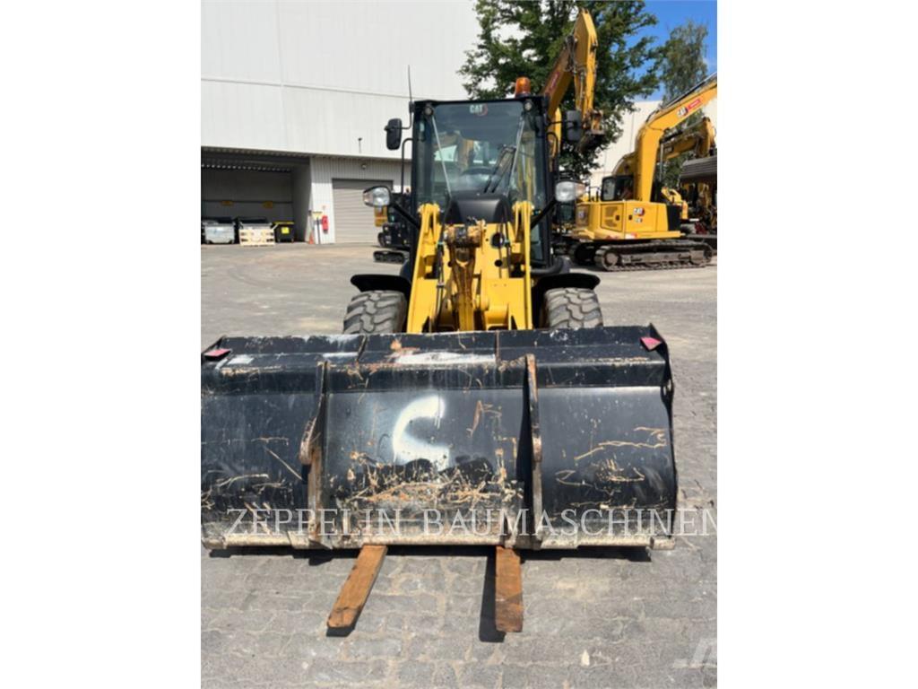 CAT 907M  휠로우더