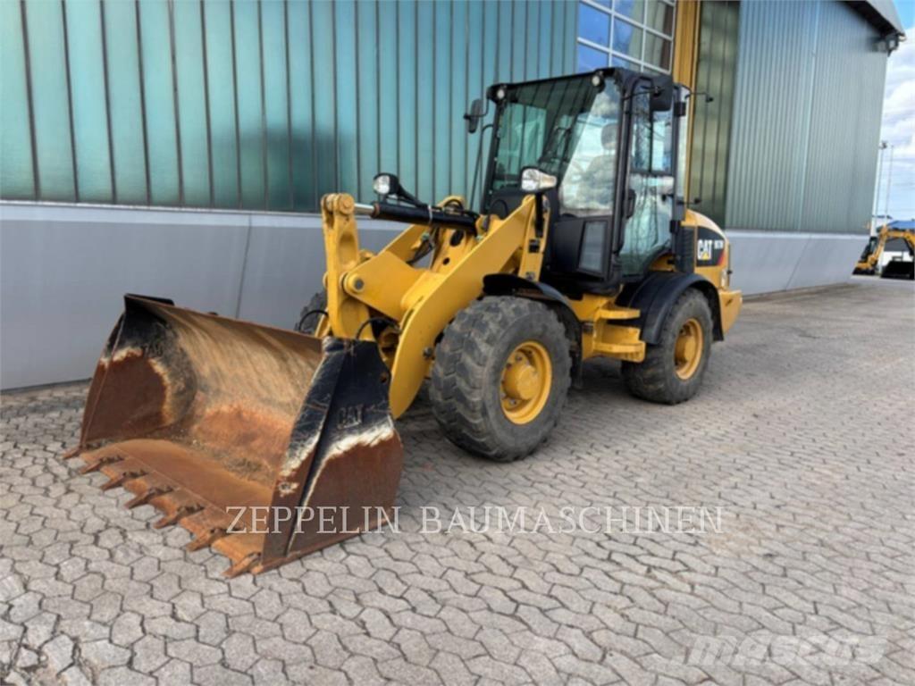 CAT 907M  휠로우더