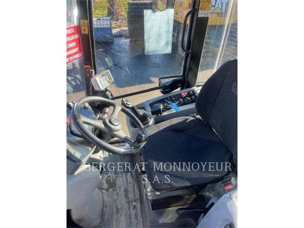CAT 908  휠로우더