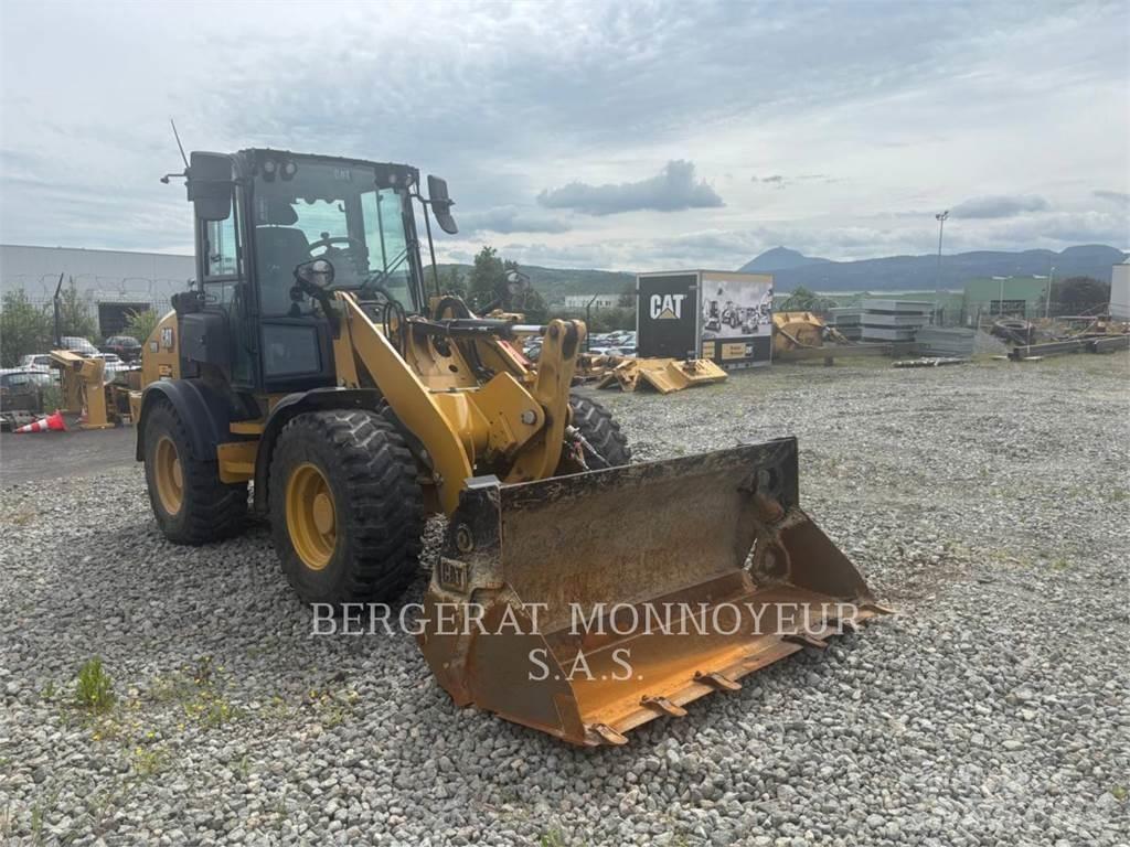CAT 908  휠로우더