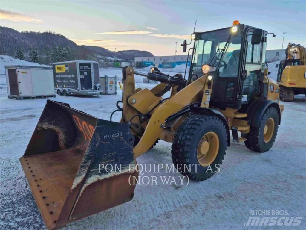CAT 908M  휠로우더