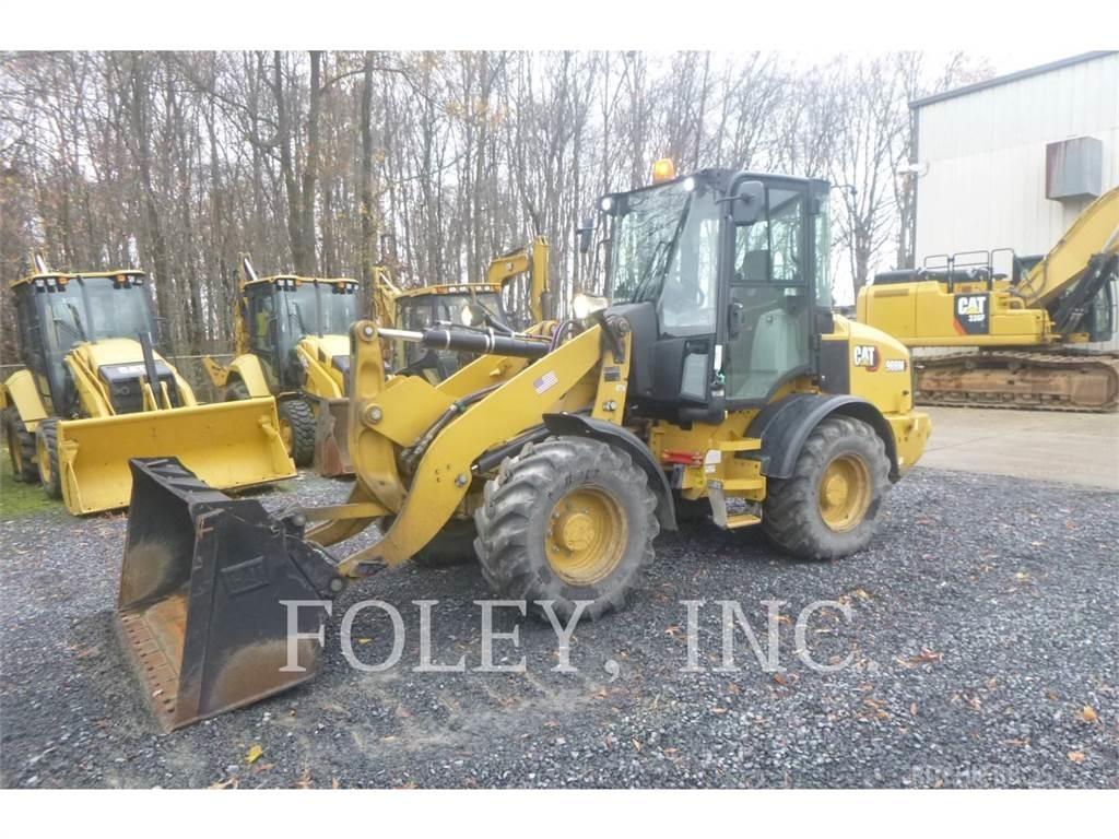 CAT 908M  휠로우더