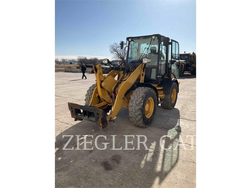 CAT 908M  휠로우더