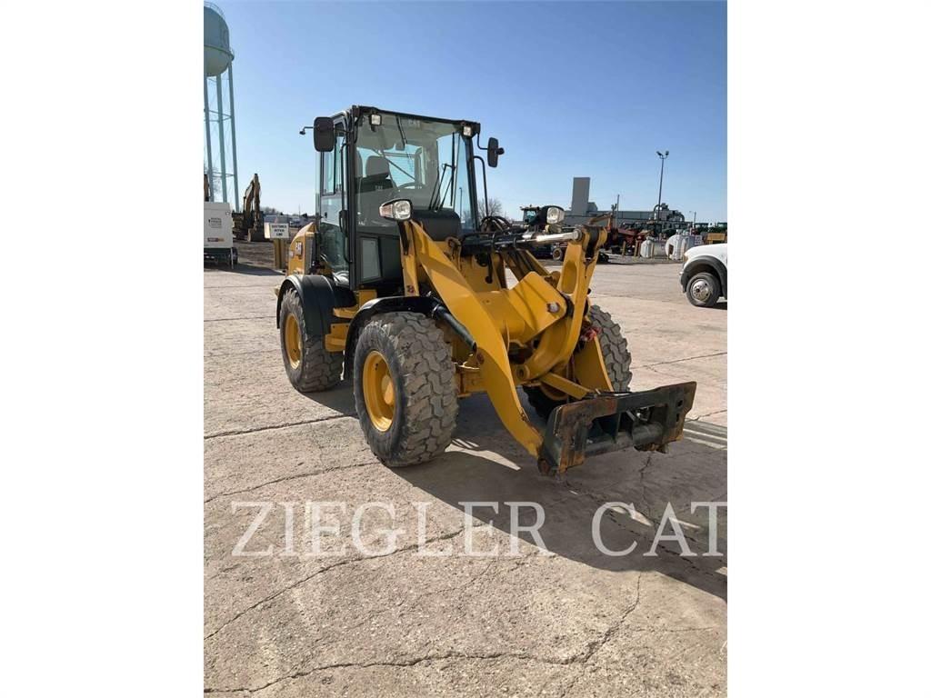 CAT 908M  휠로우더