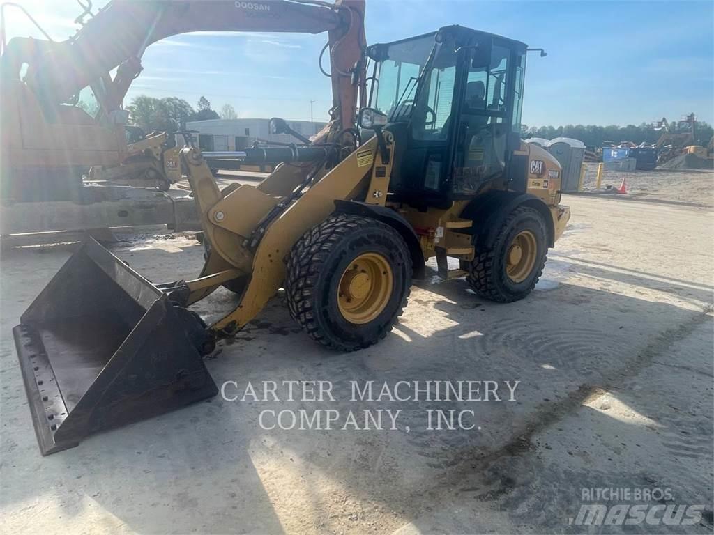 CAT 908M  휠로우더