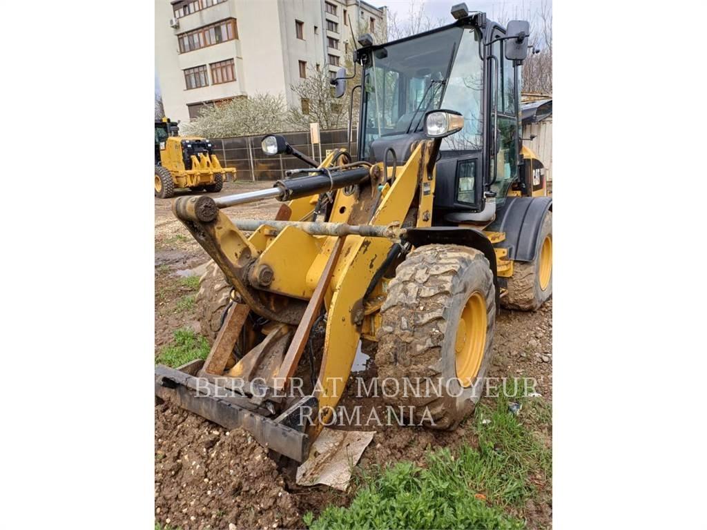 CAT 908M  휠로우더