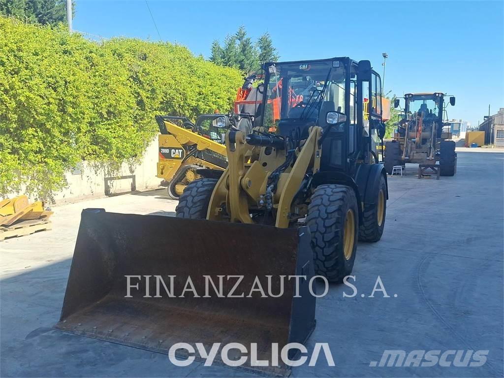 CAT 908M  휠로우더