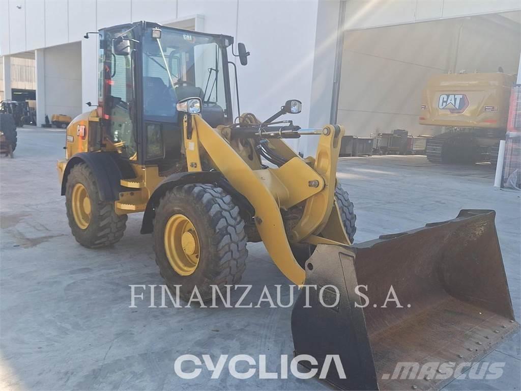 CAT 908M  휠로우더