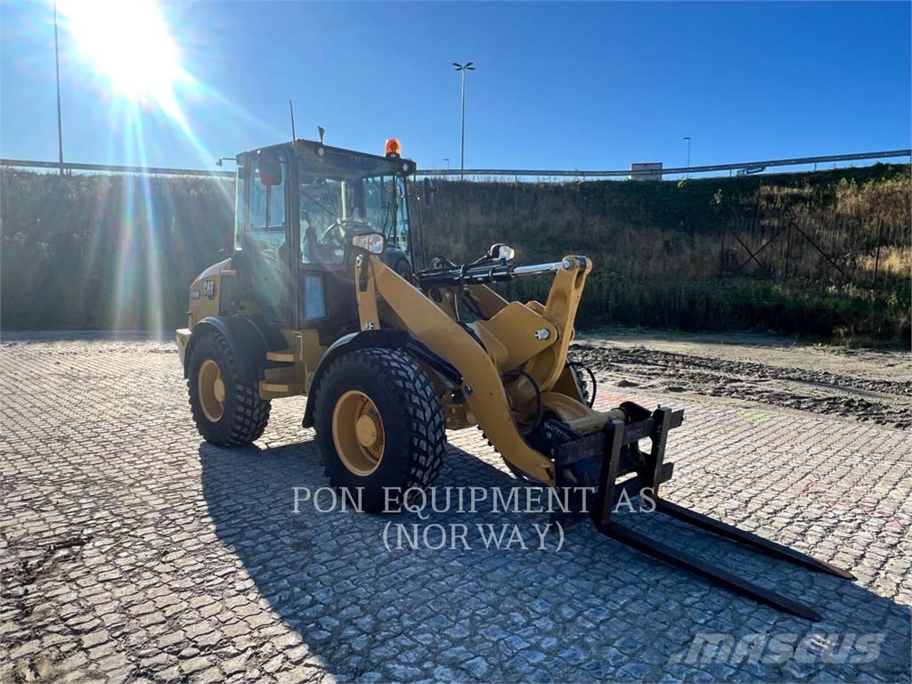 CAT 908M  휠로우더