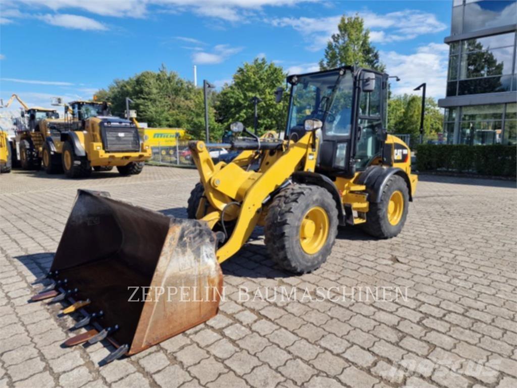 CAT 908M  휠로우더