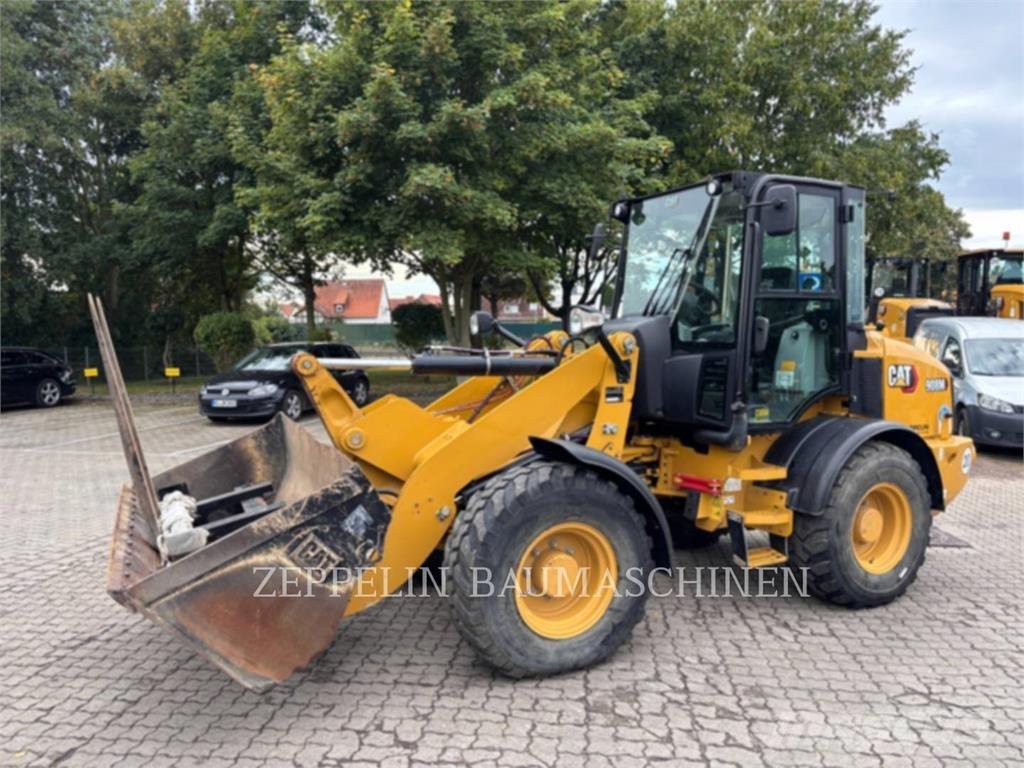 CAT 908M  휠로우더