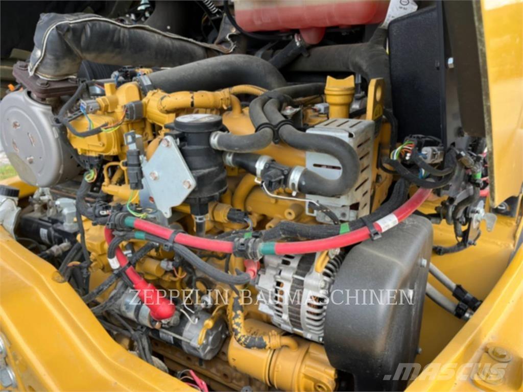 CAT 908M  휠로우더