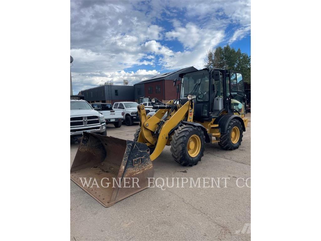 CAT 908M  휠로우더