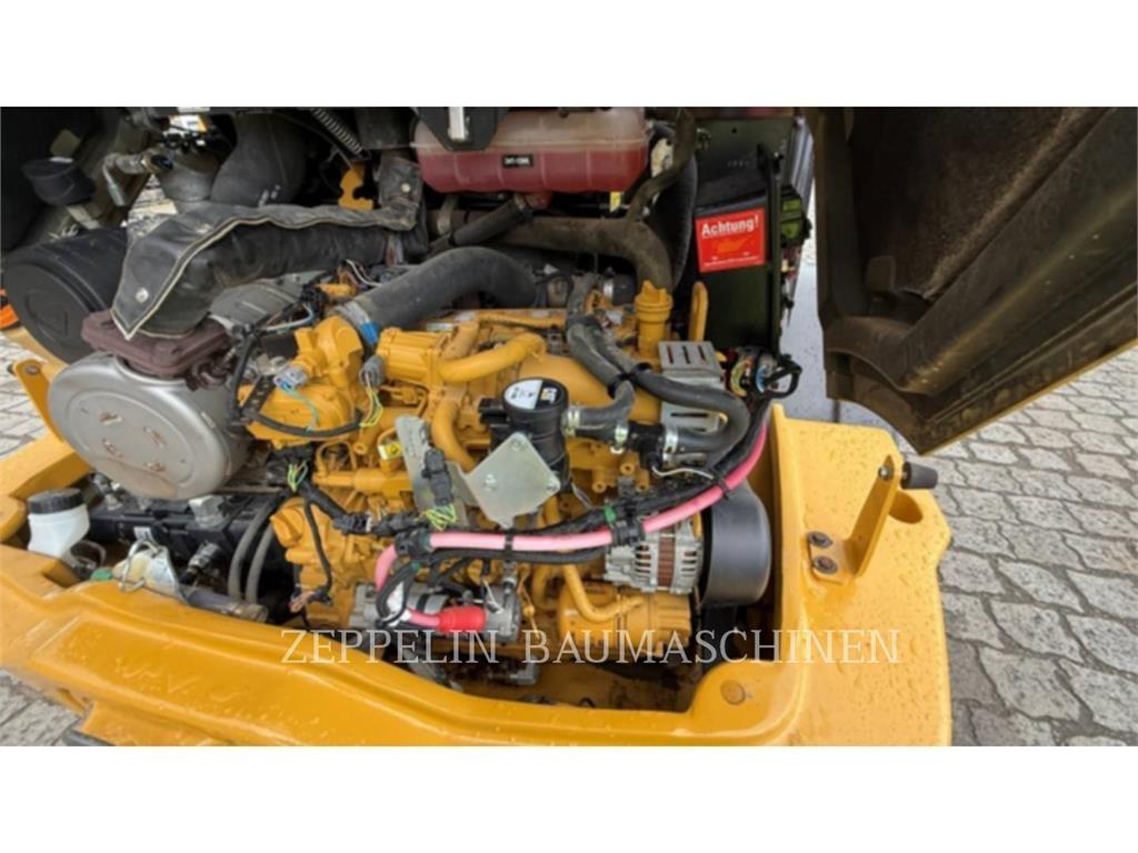 CAT 908M  휠로우더