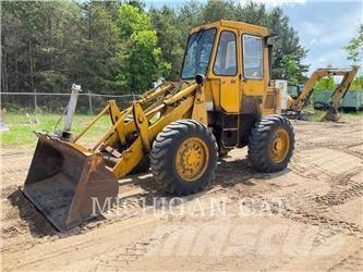 CAT 910  휠로우더