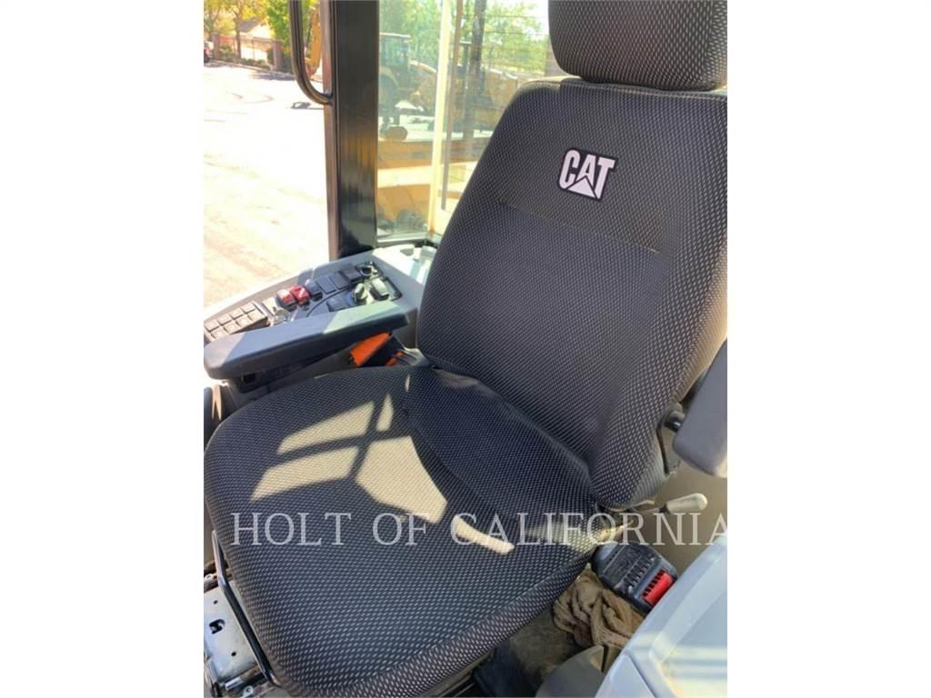 CAT 914  휠로우더