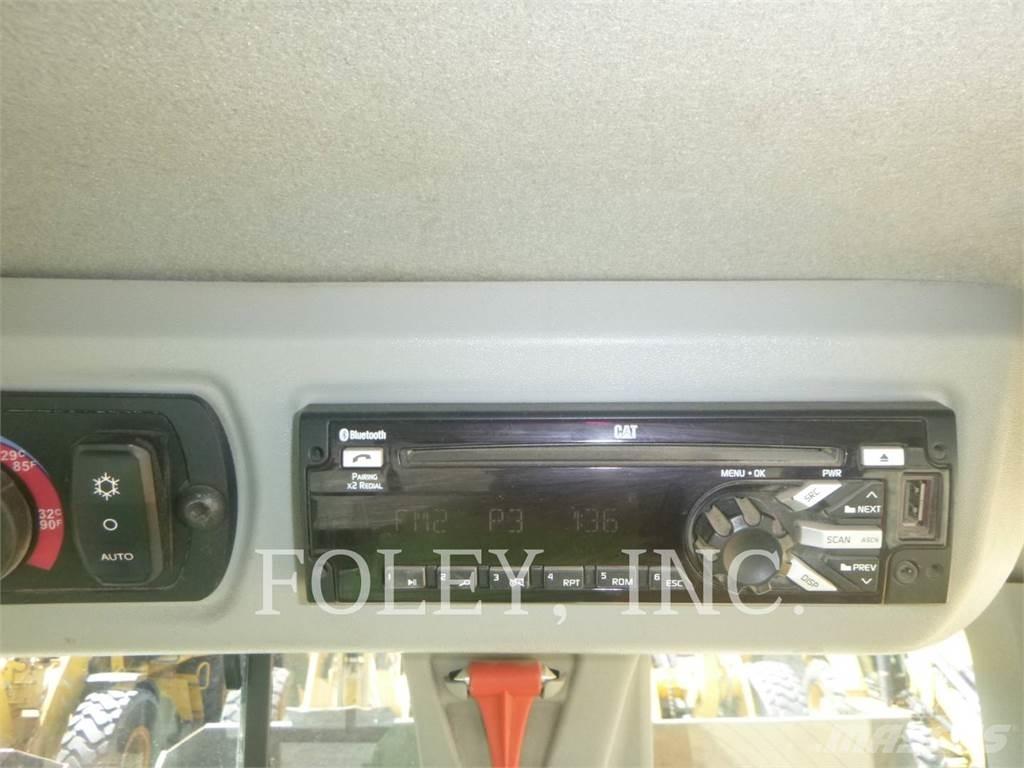 CAT 926M  휠로우더