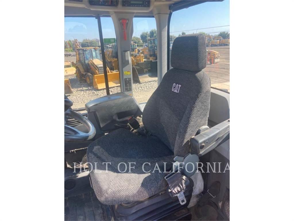 CAT 926M  휠로우더