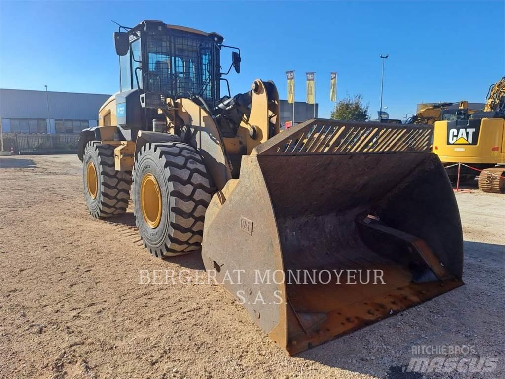 CAT 926M  휠로우더