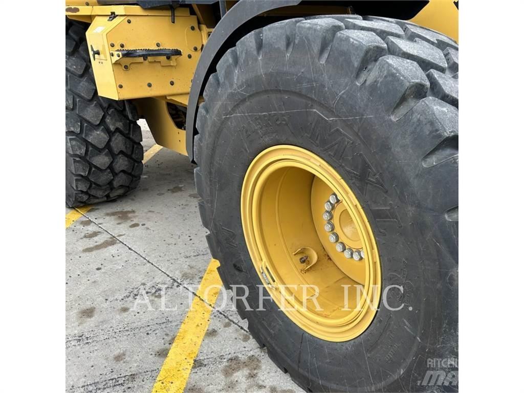 CAT 926M  휠로우더