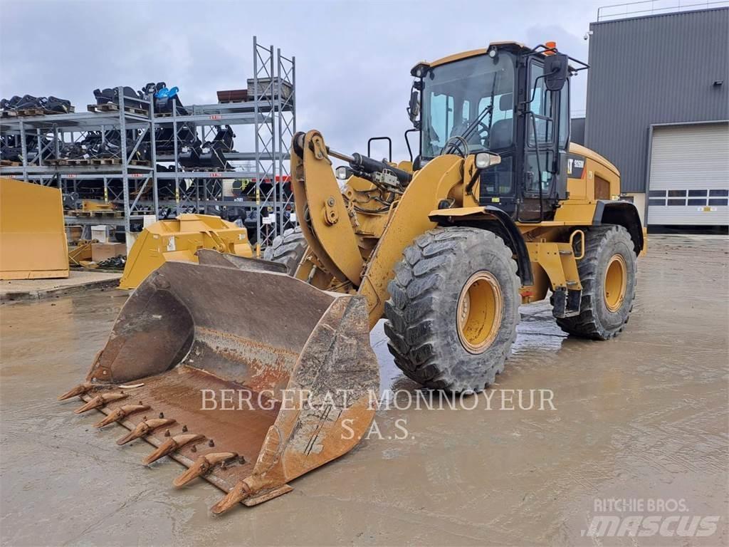 CAT 926M  휠로우더