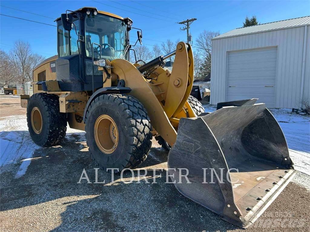 CAT 926M  휠로우더