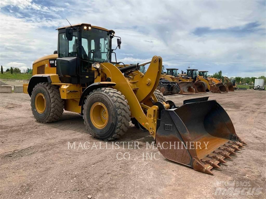 CAT 926M  휠로우더