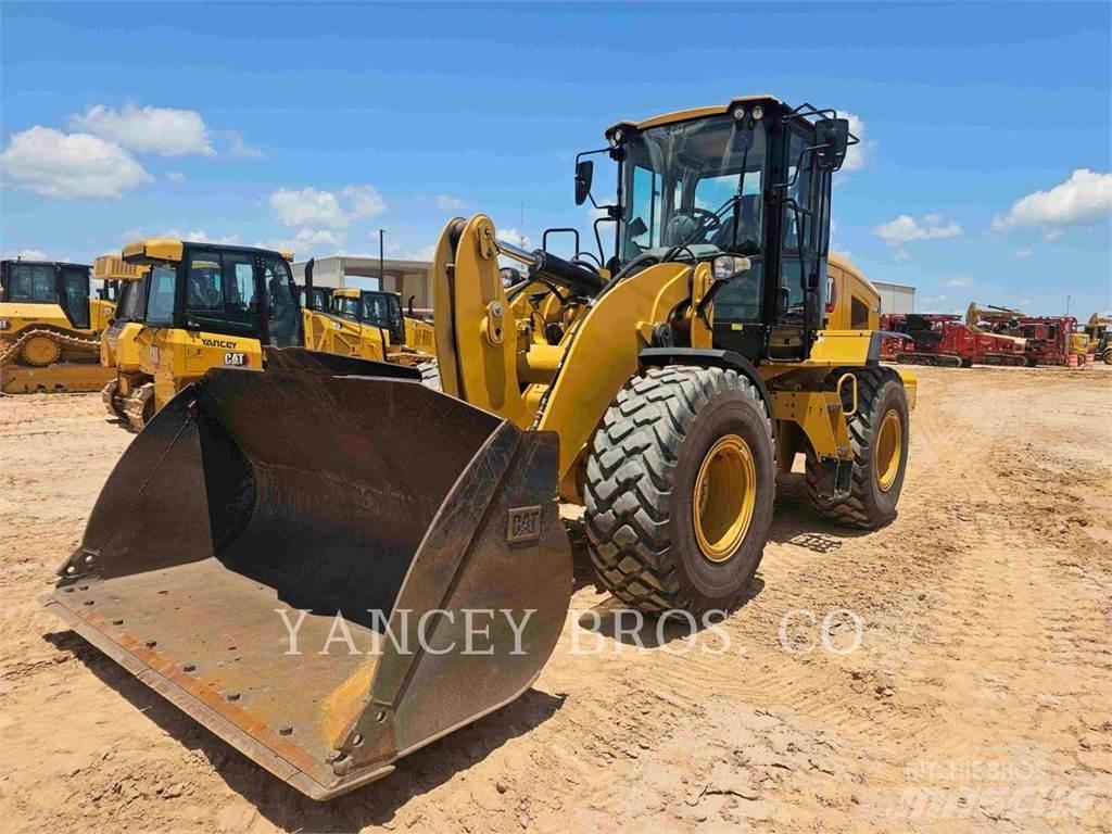 CAT 926M  휠로우더