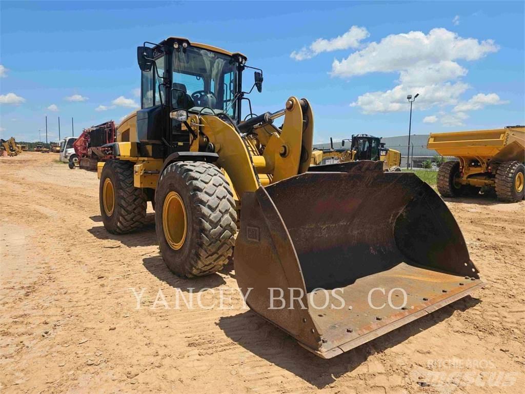 CAT 926M  휠로우더